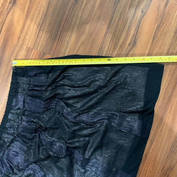 PRADA Skirt - SEE MEASUREMENTS FOR SIZING - Picture 15 of 16